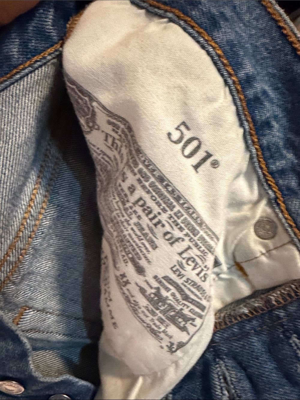 Levi 501 shorts size 27 - Picture 4 of 5